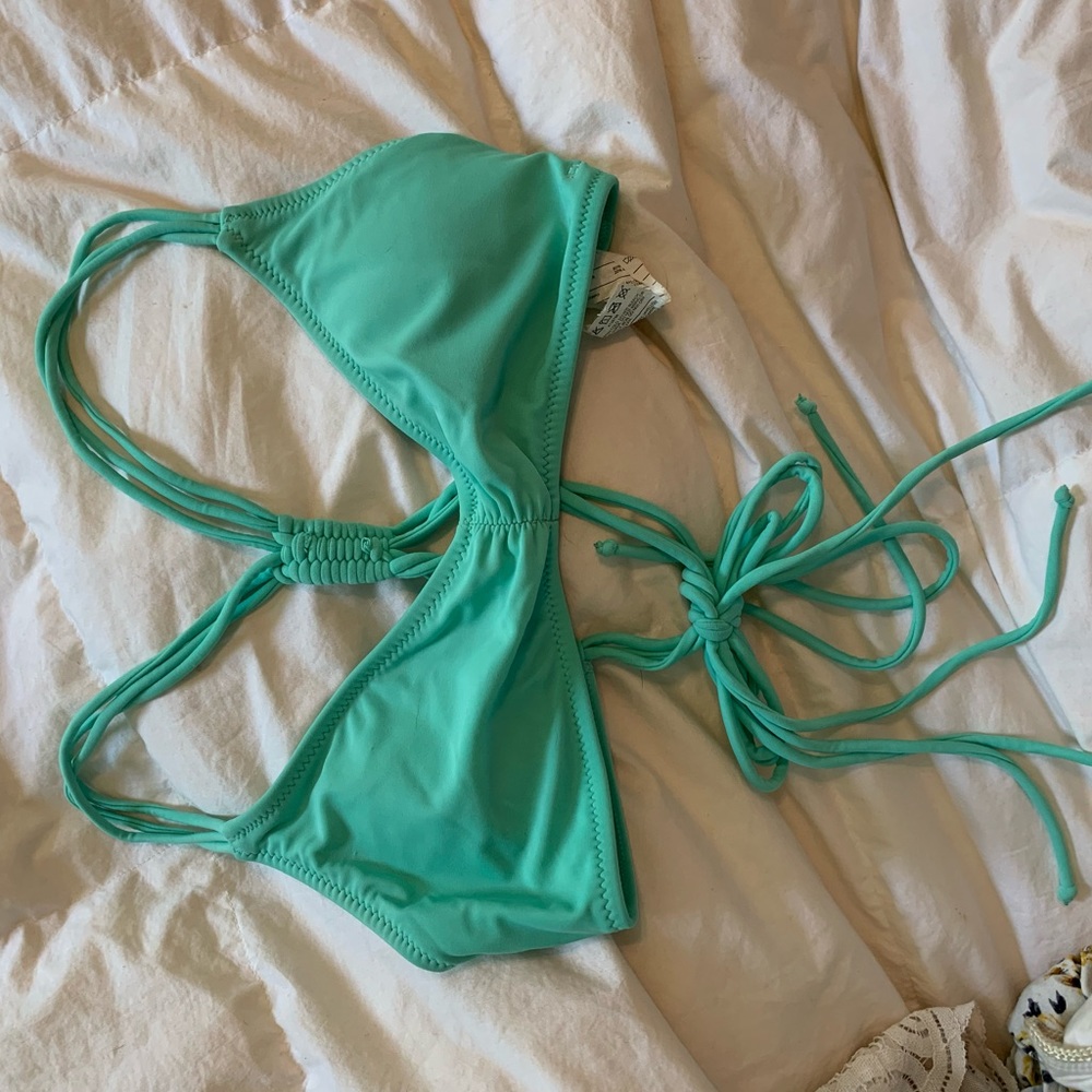 Volcom bikini top